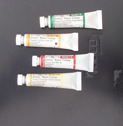 Winsor newton artist - &,