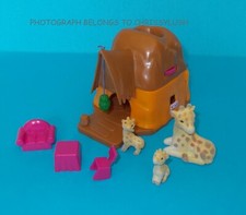 JUNGLE IN MY POCKET VINTAGE FLOCKED GIRAFFE HUT HOUSE FAMILY BABY PLAYSET SET
