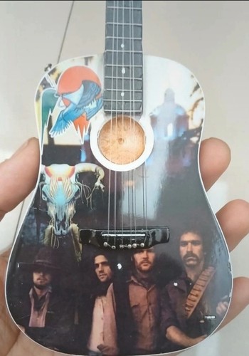 The eagles miniature - 10",