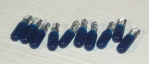 Small 5mm blue fruit - 10,