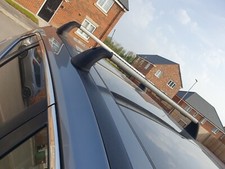 Nissan Xtrail roof racks cross bars used