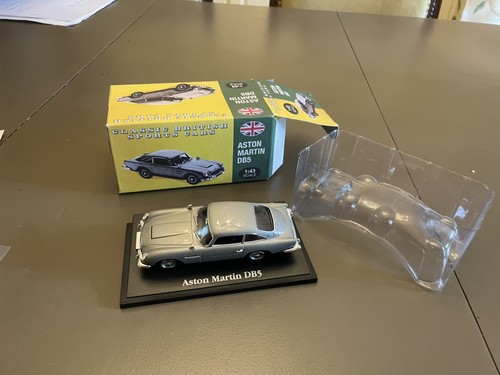 Atlas editions aston martin - atlas,