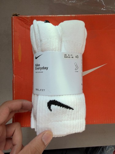Nike dri fit white crew - nike, socks