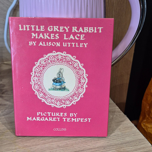 Little grey rabbit - grey, lace