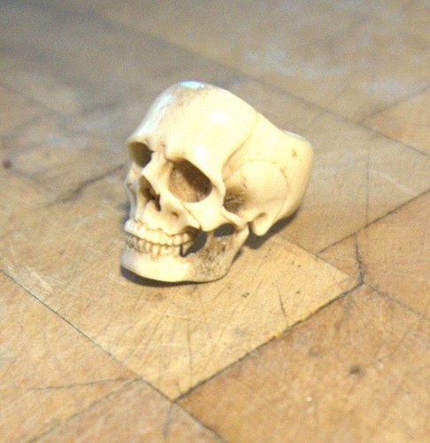 Vintage hand carved - carved, antler