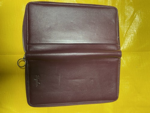 Rapha essentials case maroon - case,