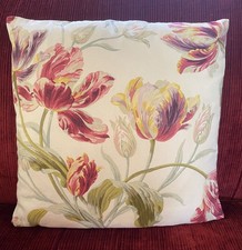 Laura Ashley 18x18in Cushion