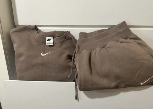 Plus size nike tracksuit - size,