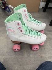 Mia Adjustable Quad Roller