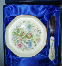 Aynsley  Wild Tudor  Butter