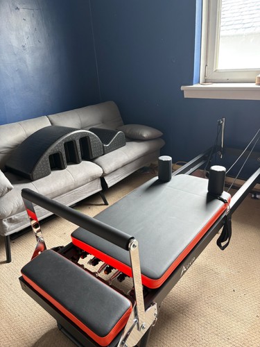 Pilates reformer machine - reformer,