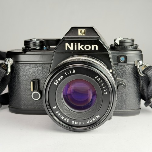 Film camera nikon black - camera, em