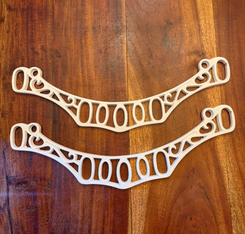 Concave curved hanging - concave,