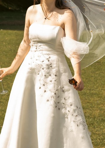 Strapless corset wedding dress