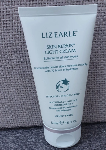 Liz earle skin repair - earle,