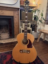 Epiphone EJ-200