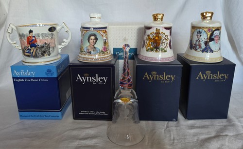 Queen elizabeth souvenir - queen,