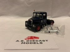 Corgi Modern Truck Showmans