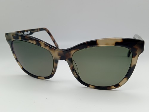 Will sun xr w18s - will.i.am,