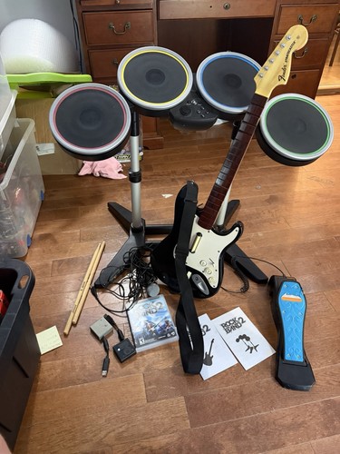 Rock band ps3 - 2, guitar