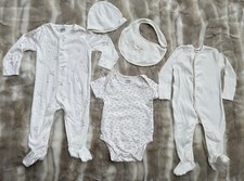 Mamas And Papas 5-piece Set (2 Sleepsuits/Hat/Bib/Bodysuit)  6-9m, New, No Use