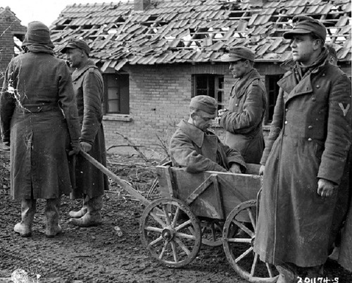 Captured german soldier - german,