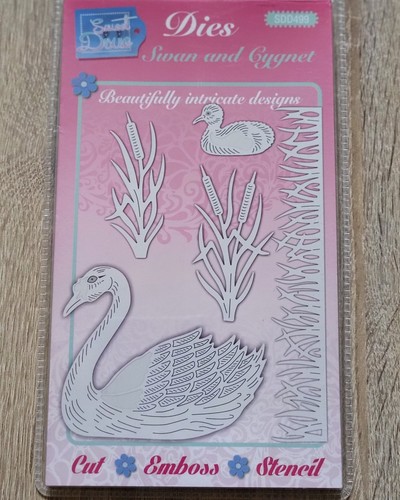 Sweet dixie swan - and, cygnet