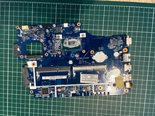Acer Aspire E1-572P Laptop