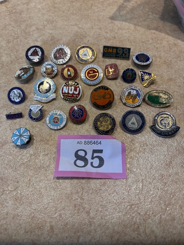 Vintage union badges approx - vintage,