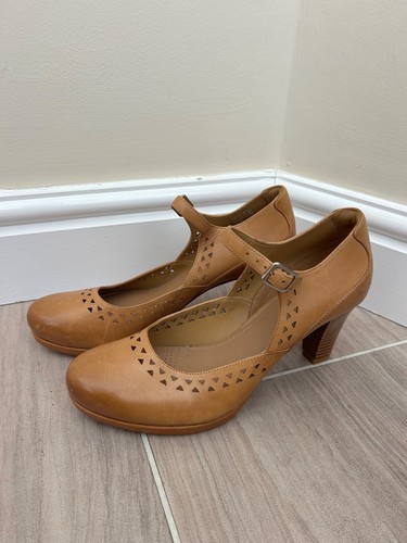 Clarks chorus chime leather - clarks,