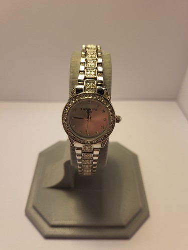 Infinite ladies wristwatch
