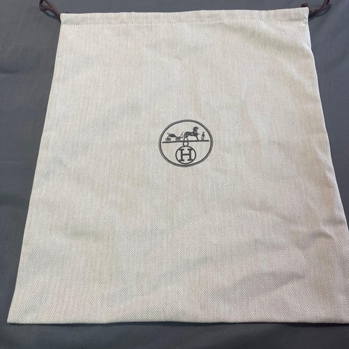 Hermes dust bag storage - dust,