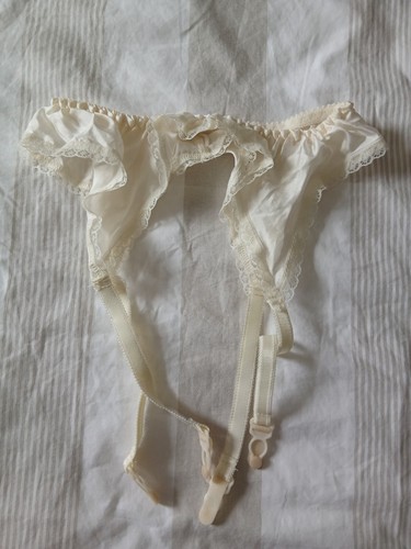 White 100 silk - white, 100%