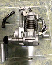 SAITO FA-40 6.58cc open rocker