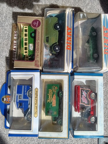 Die cast cars bundle mixed - cars, job