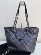 Chanel 16C IRIDESCENT CALFSKIN