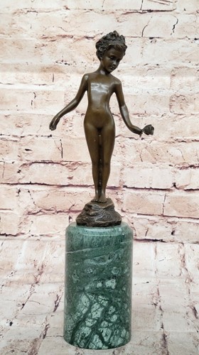 Art deco young girl holding - girl,