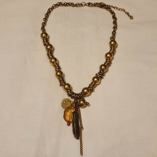Gold tone beaded charm - gold,