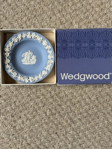 Wedgewood blue white - wedgewood,