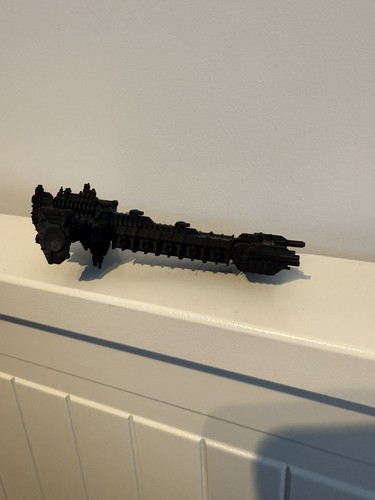 Space marine battle barge - battle,