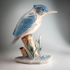 Porcelain Blue Kingfisher Figurine Bird Ornament 15.5cm Tall Spanish Style VGC