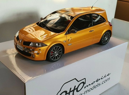 Renault megane rs trophy - 1:18,