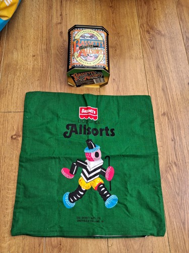 Vintage 1993 bassetts - 1993,