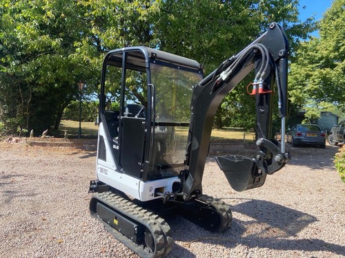 Cat 301 mini digger 360 - 301.4c,