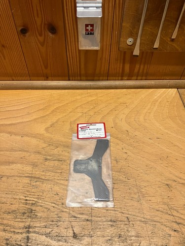 Kyosho carbon bar plate - t-bar,