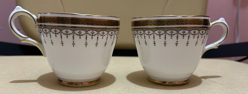 Vintage grosvenor china saucer - grosvenor,