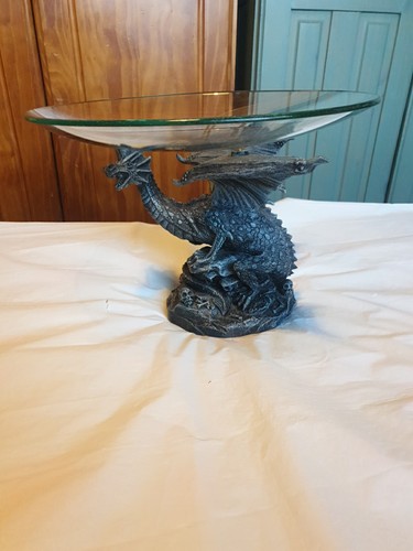 Dragon figurine with ball - figurine, in
