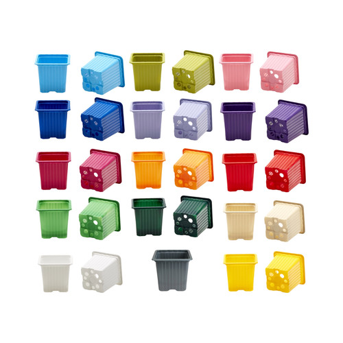 7cm square coloured plastic - 7cm,
