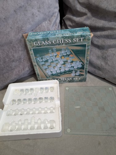 Glass chess set complete - chess,