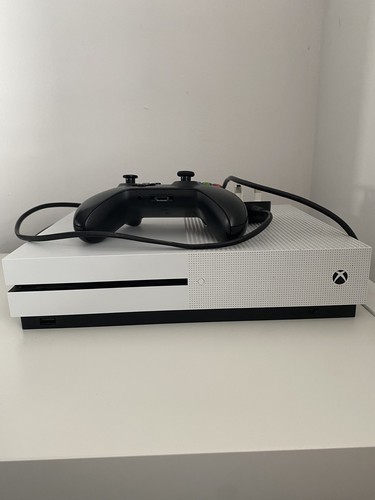 Xbox one 500gb console - one, s